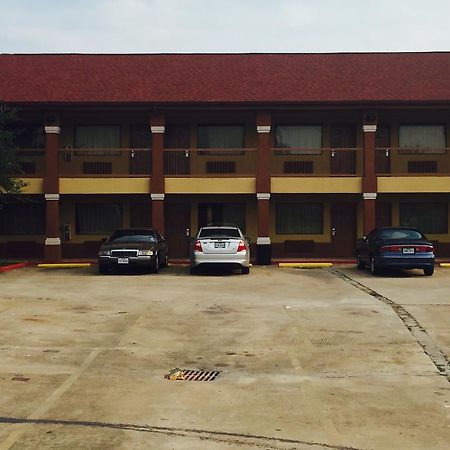 יוסטון Scottish Inn & Suites Hobby Airport מראה חיצוני תמונה