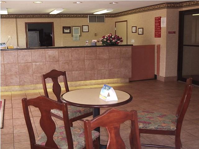 יוסטון Scottish Inn & Suites Hobby Airport מראה פנימי תמונה