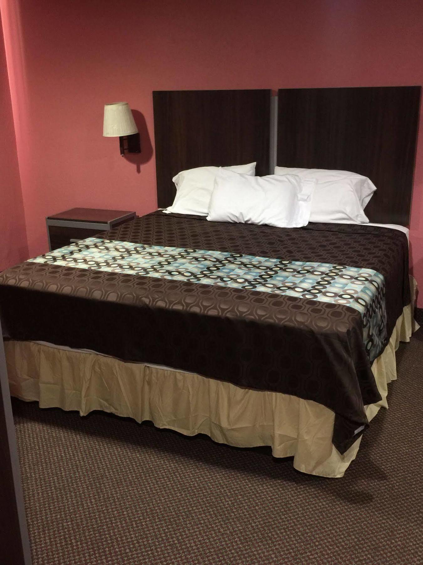 יוסטון Scottish Inn & Suites Hobby Airport מראה חיצוני תמונה