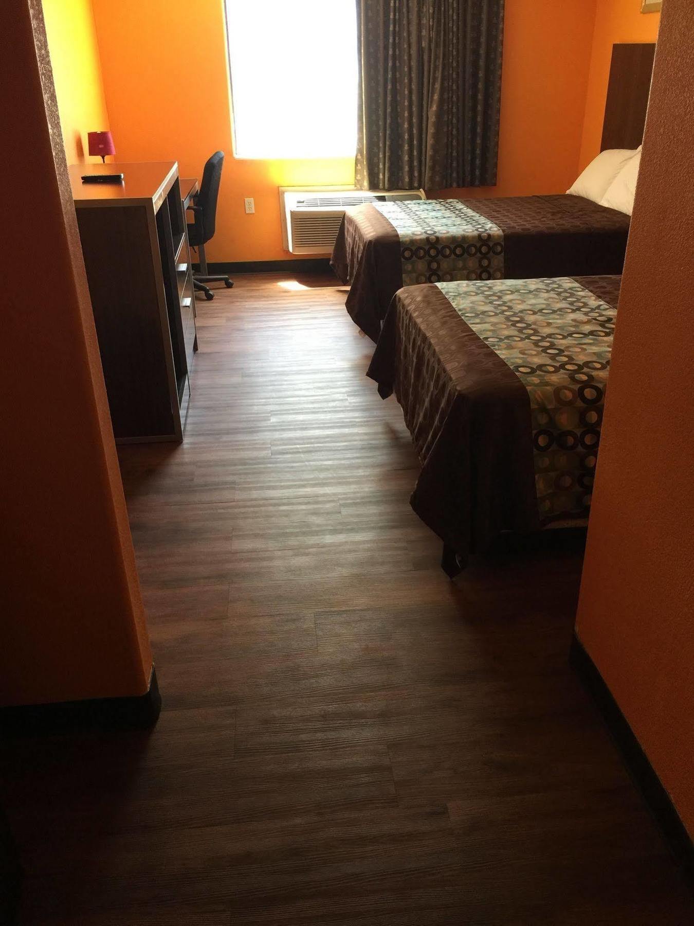 יוסטון Scottish Inn & Suites Hobby Airport מראה חיצוני תמונה